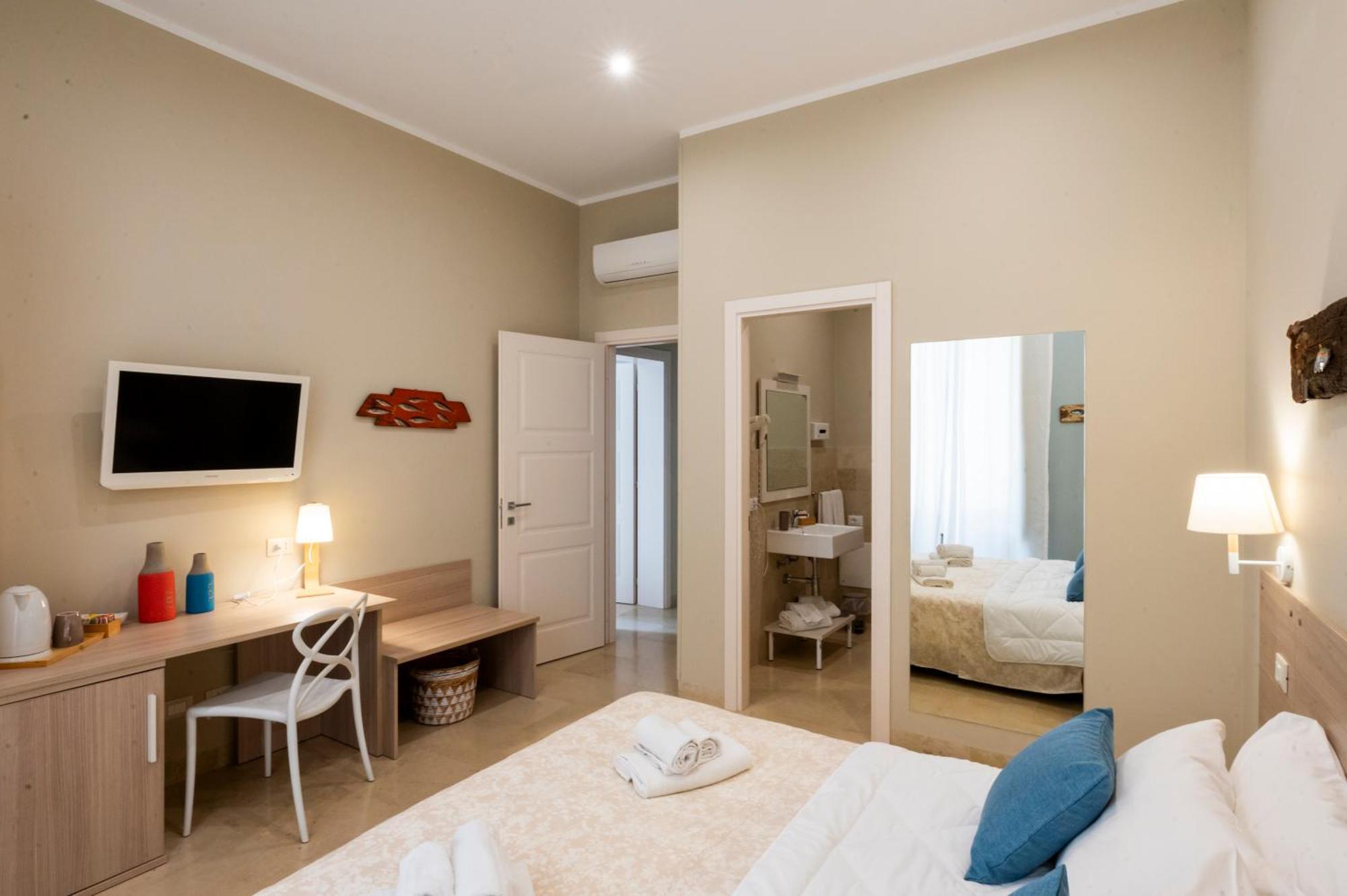 Le Mura - Charme Rooms Trapani Ruang foto