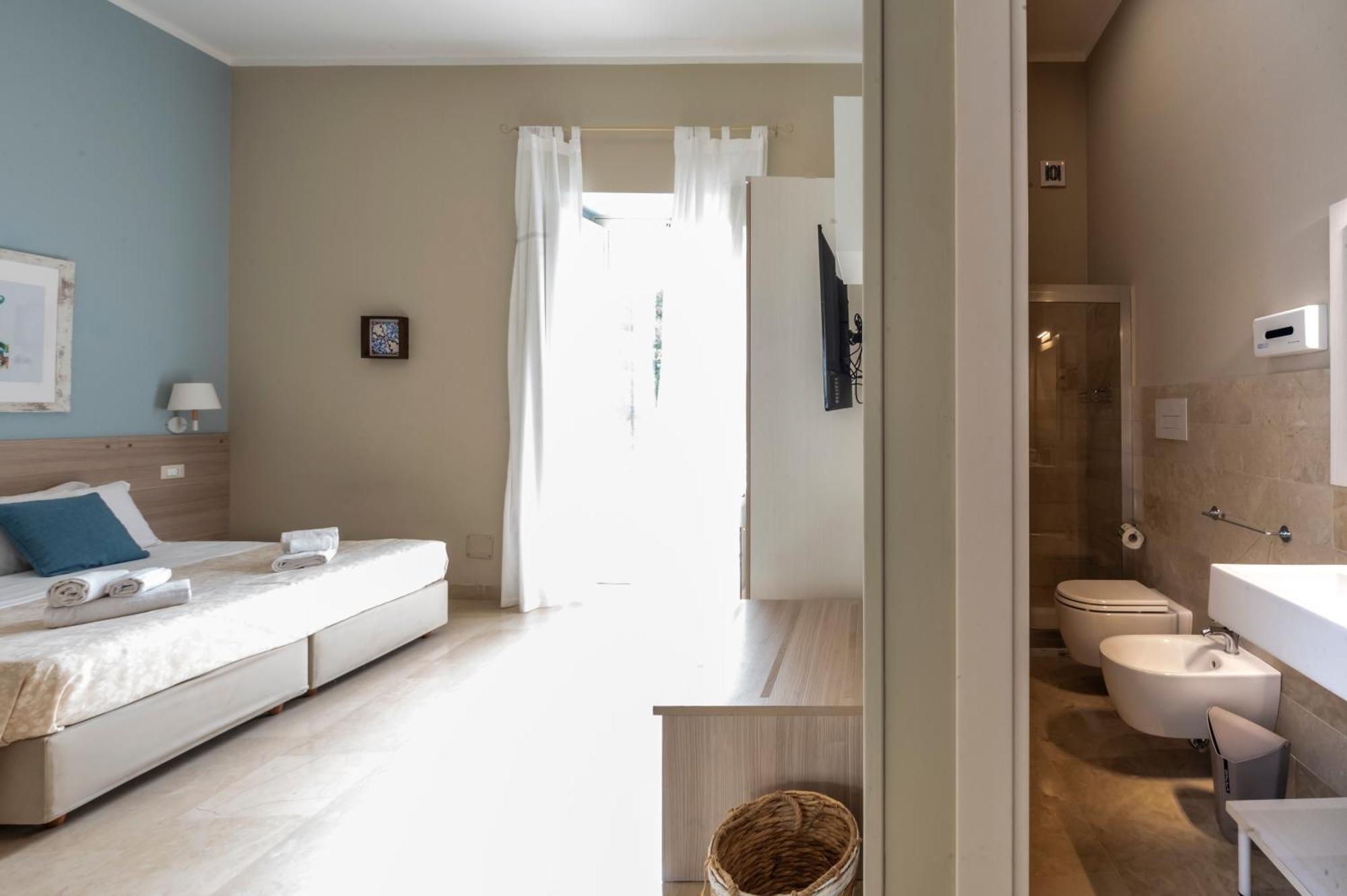 Le Mura - Charme Rooms Trapani Bagian luar foto